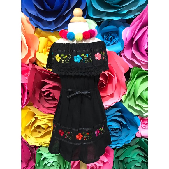 Mexican dress only handmade and embroidered Black color - Picture 1 of 4